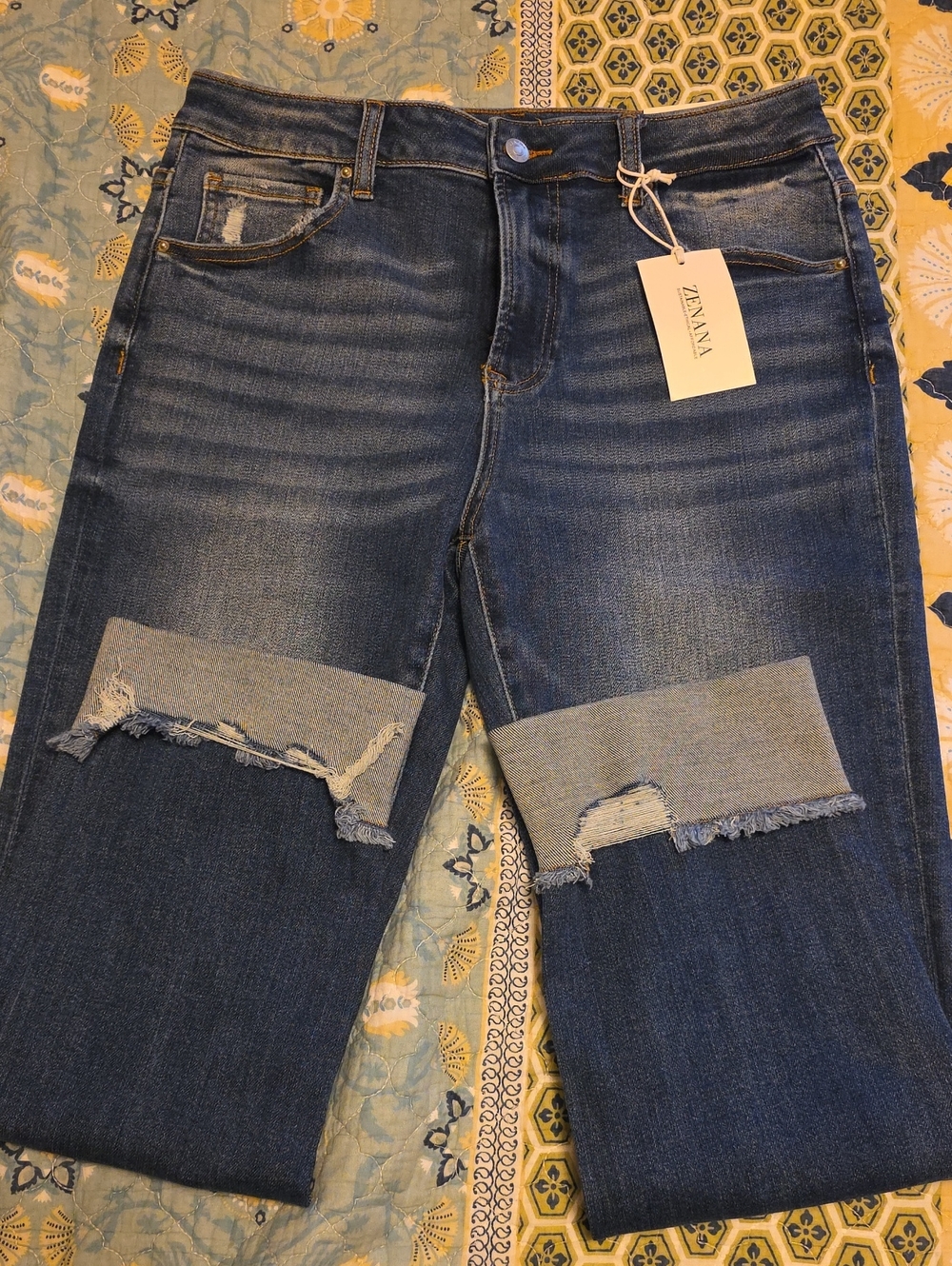 NWT Zenana Distress Cuff Dark Jeans ****